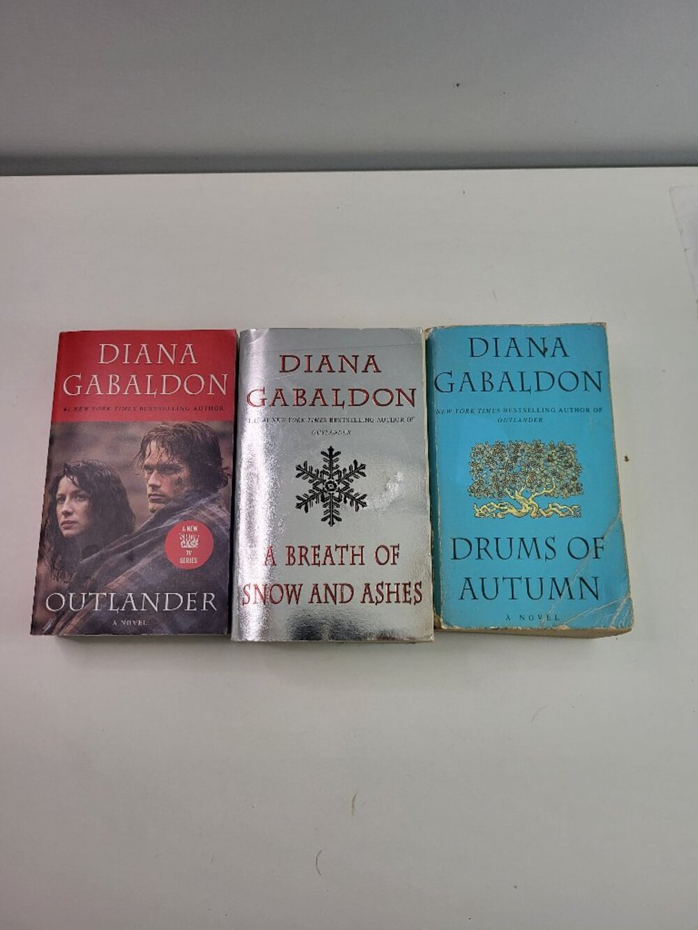 Diana Gabaldon Outlander Book Lot of 3 Historical Romance Paperbacks